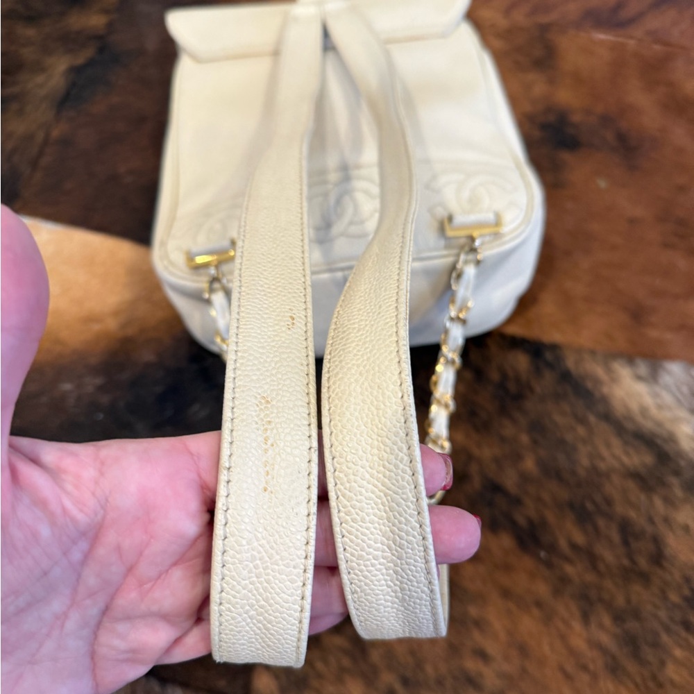 Vintage CHANEL Cream Caviar Triple CC Backpack - Picture 9 of 16